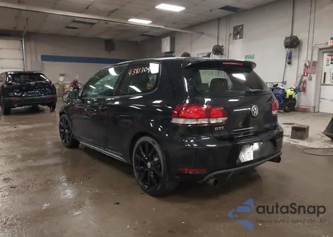 2013 Volkswagen Gti 2-Door Autobahn z USA, uszkodzony, nr VIN WVWFD7AJXDW086953